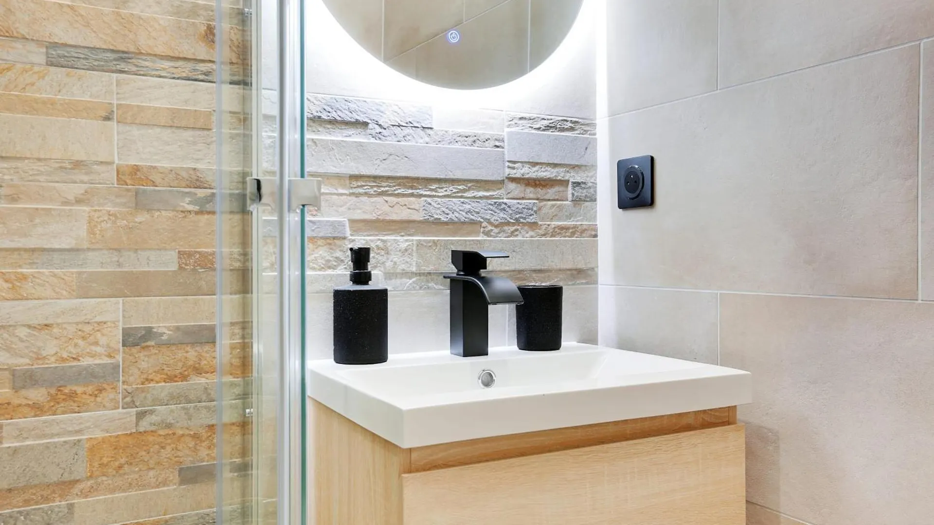 פריז Parc Monceau - Beautiful Apartment 0*,